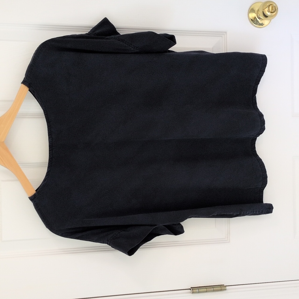 Elizabeth Suzann Georgia Tee in Silk Crepe - Picture 2 of 8